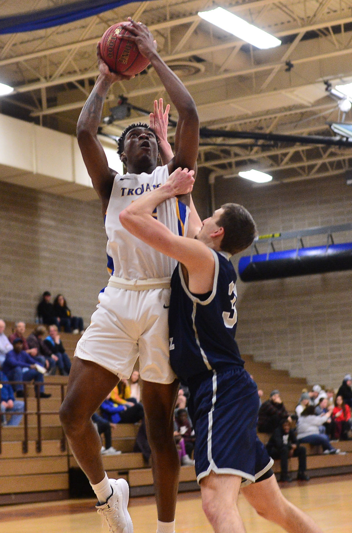 MBBall NIACC vs. Iowa Central 12